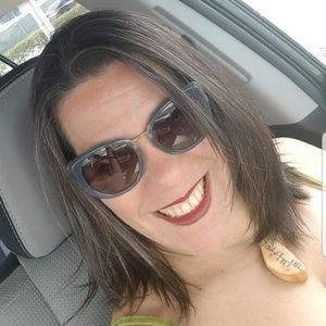 Meet your Posher, Idalmis